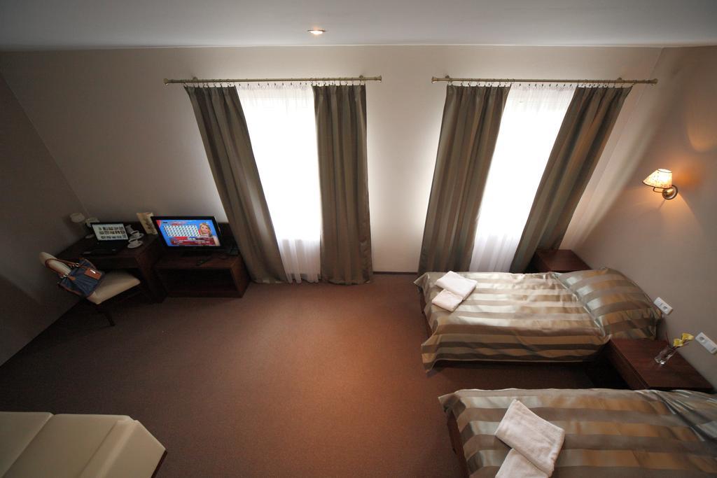 Hotel Stara Fabryka Malogoszcz Camera foto